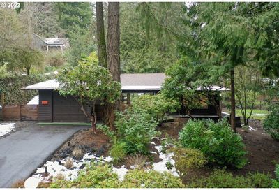 1600 SW Highland Pkwy Portland OR 97221