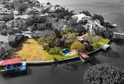 42 Ladoga Avenue Tampa FL 33606
