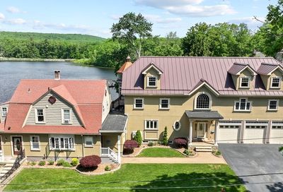 22 Bylund Avenue Auburn MA 01501