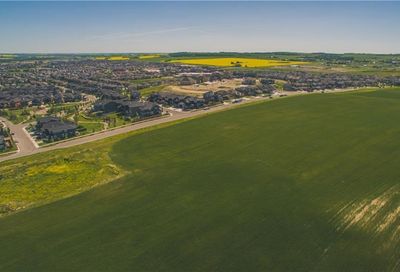 111 Westland Street Okotoks AB T1S1A4