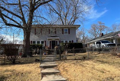 8534 Woodland Avenue Kansas City MO 64131