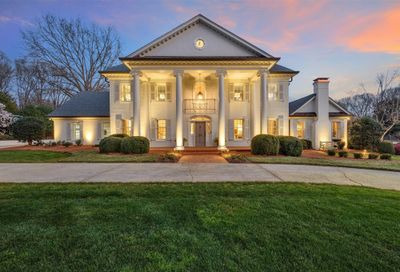 2521 Beretania Circle Charlotte NC 28211