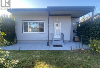 3170 Alder St Victoria BC V8X1N8