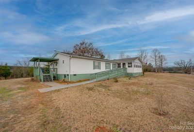 54 Dakota Hill Lane Mill Spring NC 28756