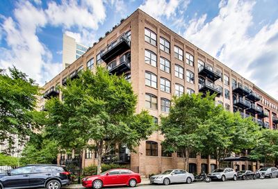 520 W Huron Street Chicago IL 60654