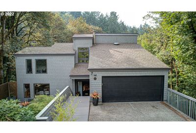 3131 NW Greenbriar Ter Portland OR 97210
