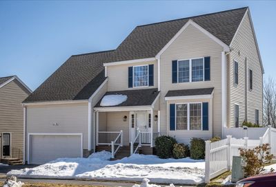 2 Quaker Rd Worcester MA 01602