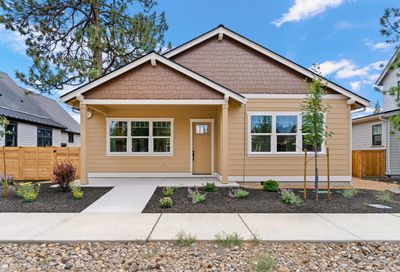 221 W Clearpine Drive Sisters OR 97759