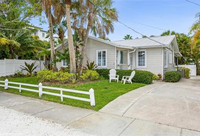 5408 Plaza Des Las Palmas Sarasota FL 34242