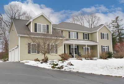 51 Preservation Lane Holden MA 01520