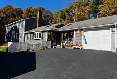 15 Douglas Rd Webster MA 01570