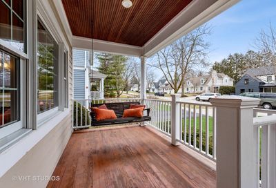 529 Division Street Barrington IL 60010