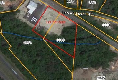629 Quaker Highway Uxbridge MA 01569
