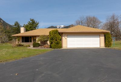 304 Wana Kawok North Bonneville WA 98639