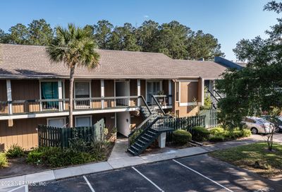 8763 Como Lake Dr Jacksonville FL 32256