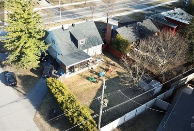 226 CRESTVIEW ROAD Ottawa ON K1H5G1