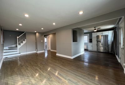 7963 S Kilbourn Avenue Chicago IL 60652