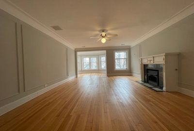 6142 N Kenmore Avenue Chicago IL 60660