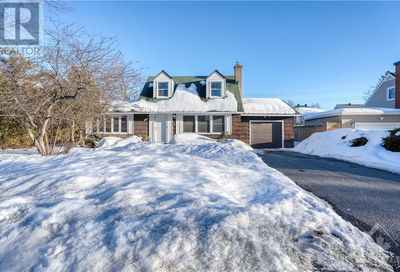 182 WILSHIRE AVENUE Ottawa ON K2C0E5