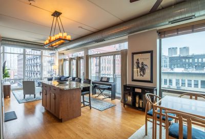 650 W Wayman Street Chicago IL 60661