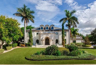 4923 New Providence Avenue Tampa FL 33629