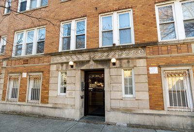 6812 N Wayne Avenue Chicago IL 60626