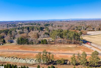 20 Village Crest Greenville SC 29607