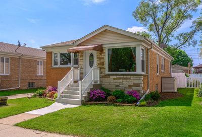 7125 W Berwyn Avenue Chicago IL 60656