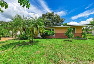 525 Skylark Lane NW Port Charlotte FL 33952