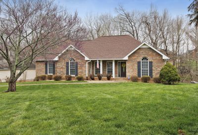 945 Glenraven Dr Clarksville TN 37043