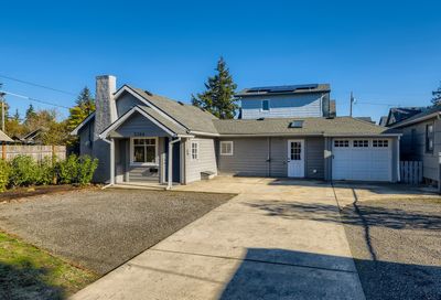 3700 NE 42nd Ave Portland OR 97213
