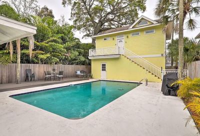 320 12th Avenue NE St Petersburg FL 33701