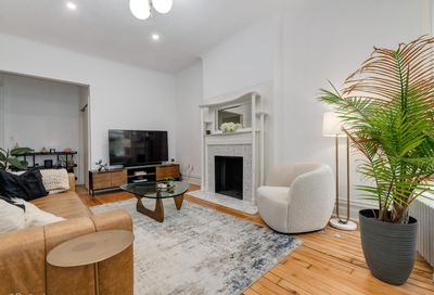 5135 S Dorchester Avenue Chicago IL 60615