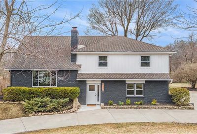 9736 State Line Road Leawood KS 66206