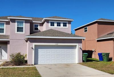 1328 Salisbury Drive Winter Haven FL 33881