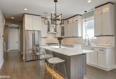 2465 N Clybourn Avenue Chicago IL 60614