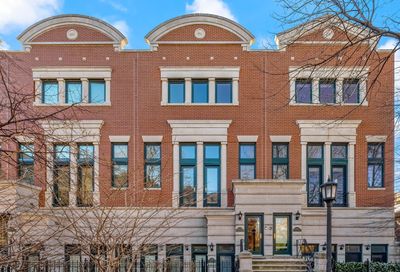 424 W Armitage Avenue Chicago IL 60614
