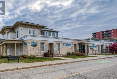 51 BENTON Street Kitchener ON N2G3H1
