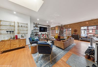 1962 N Bissell Street Chicago IL 60614
