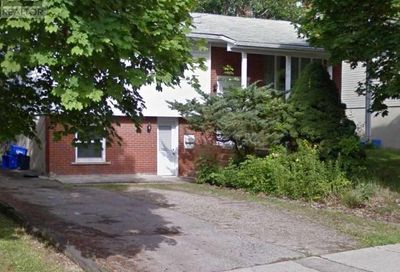389 HAZEL ST Waterloo ON N2L3P7