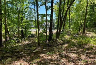 002 Oakwood Drive Webster MA 01570