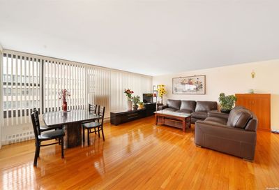 166-40 Powells Cove Boulevard Beechhurst NY 11357
