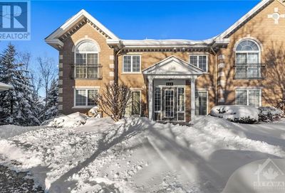 111 ROBSON COURT UNIT#1A Ottawa ON K2K2W1