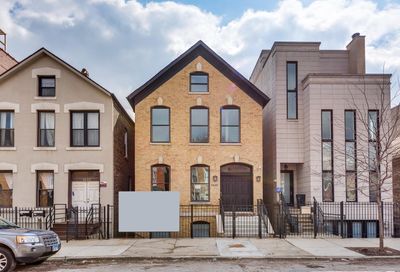 1635 W Pierce Avenue Chicago IL 60622