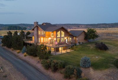 3114 NE Cherry Lane Madras OR 97741