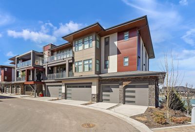 102, 29 Mahogany Circle SE Calgary AB T2M2V7