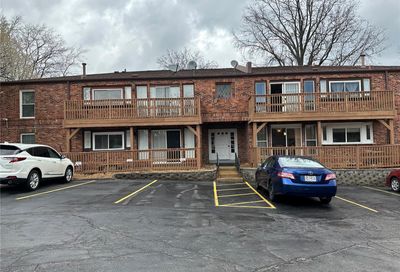 4278 Chateau De Ville #E Drive St Louis MO 63129