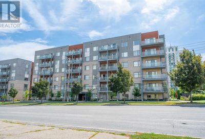 #510 -5131 SHEPPARD AVE E Toronto ON M1B2Y6