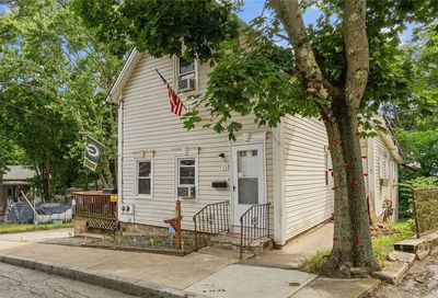 13 Baker Street West Warwick RI 02893