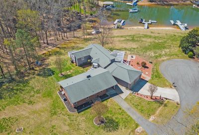 7580 Woods Cove Court Denver NC 28037